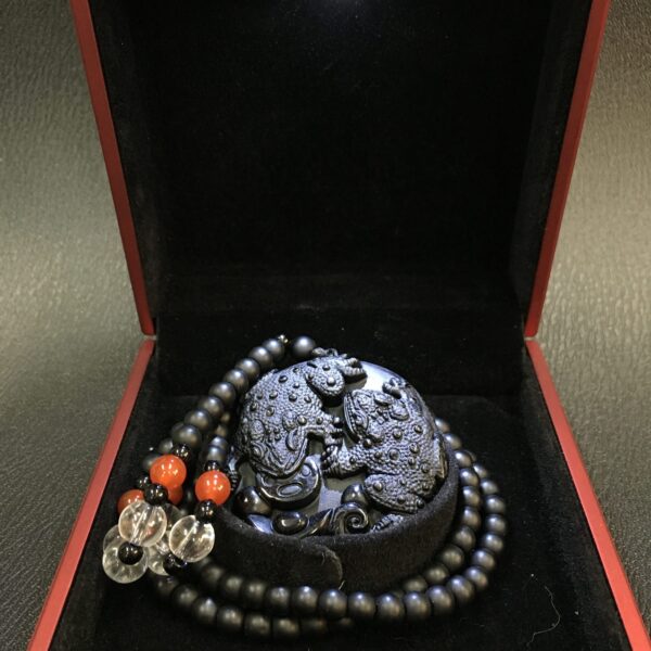 Double Money Toad Black Jade With Crystal Beaded Necklace